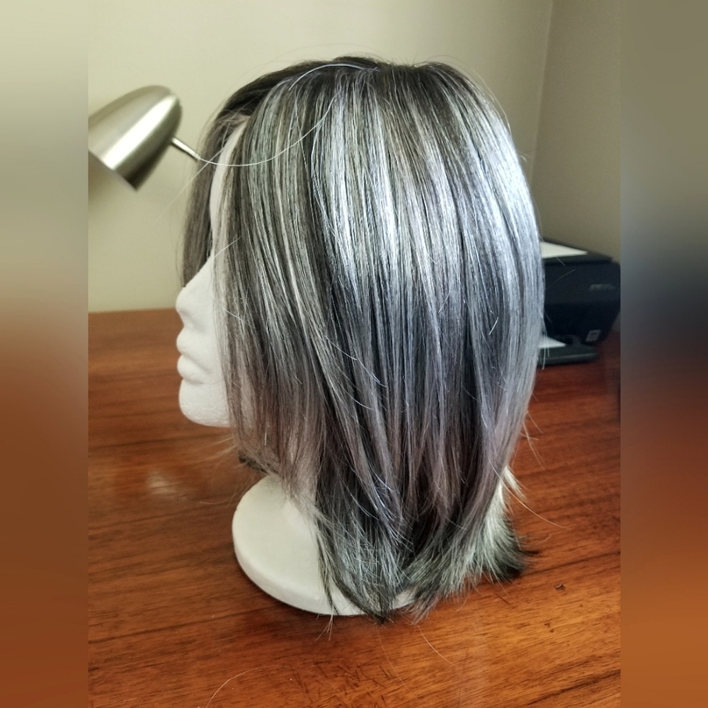 Raquel Welch Wig